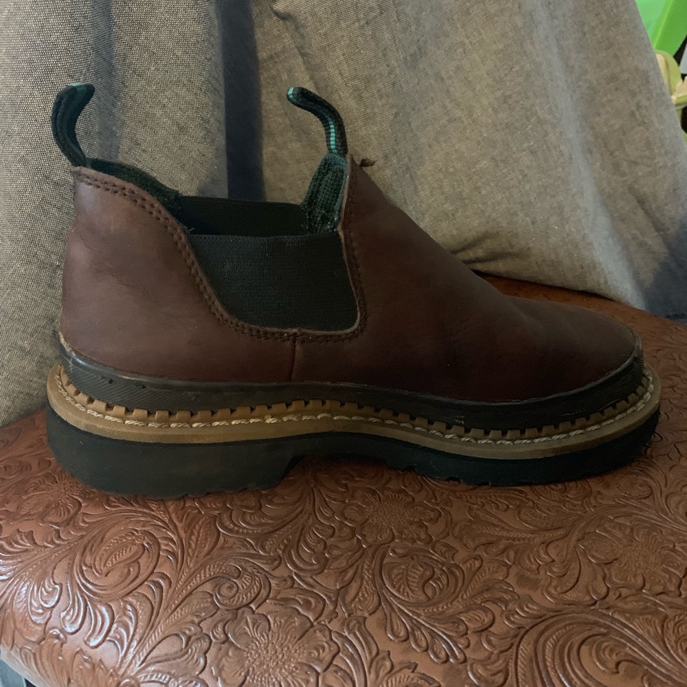 7.5 women’s romeos